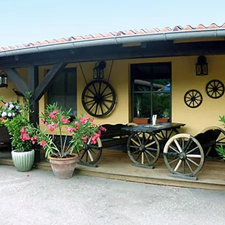 Bungalow Am Tinyhaus